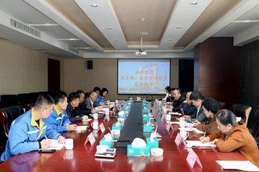 商务部驻杭特办特派员刘福学携浙江省商务厅党组成员、总经济师朱军一行莅临JDB电子纸业调查调研