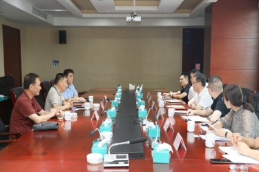 江山市委副书记、市长徐明峰率队赴JDB电子纸业调研