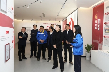 省工商联党组成员、副主席吴海瑜调研JDB电子纸业领导企业高质量发展